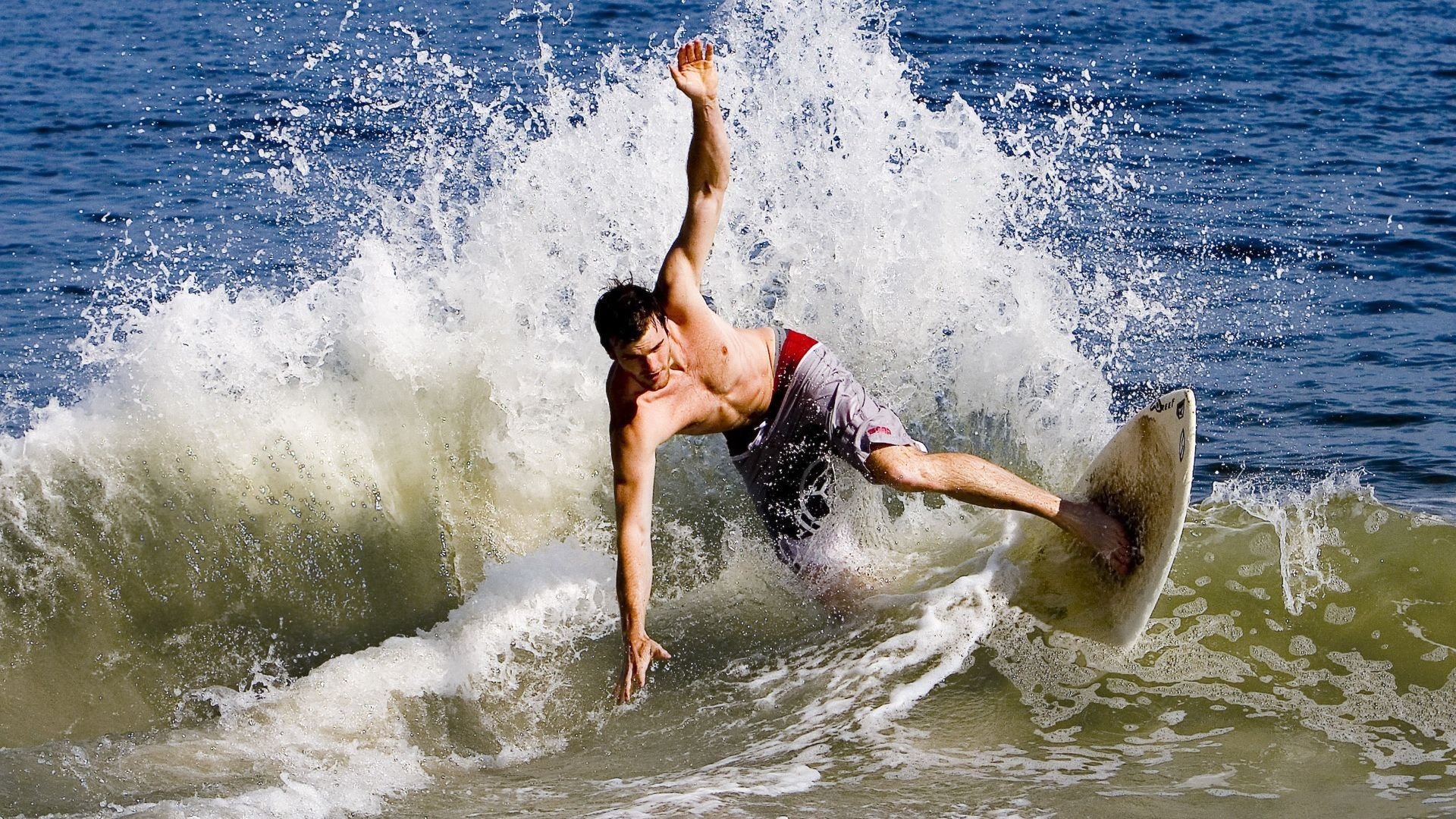 MAD不断突破!,JackeyLove连续三场比赛得分超过出色发挥上演精彩一战