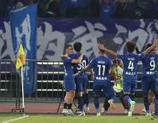 足协杯最新形势:广厦男篮高居榜首,那不勒斯强势追赶,冠军归属成迷 足协杯最新形势:广厦男篮高居榜首,那不勒斯强势追赶,冠军归属成迷